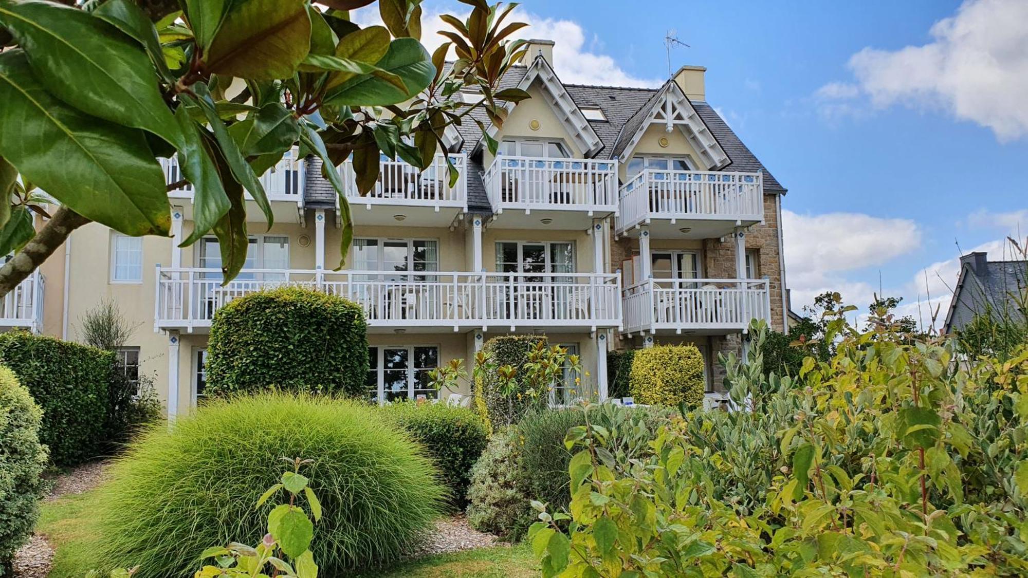 Vacances O Cap Coz - Jardin Vue Mer Et Piscine - Residence Cap Azur Фуенан Екстериор снимка