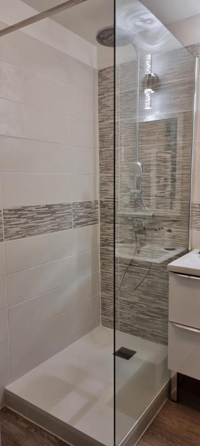 Vacances O Cap Coz - Jardin Vue Mer Et Piscine - Residence Cap Azur Фуенан Екстериор снимка